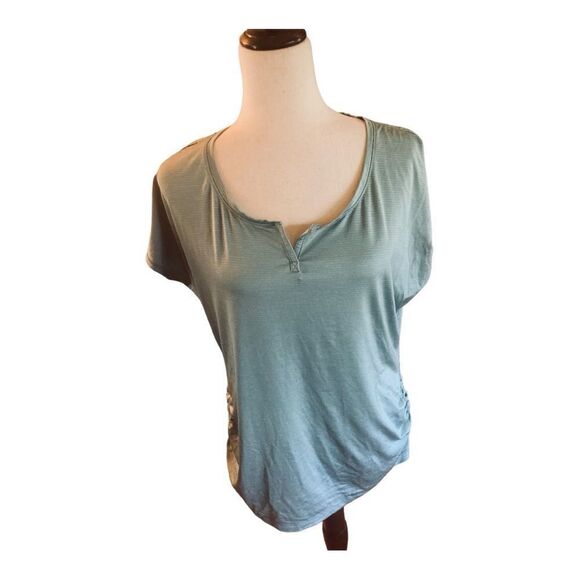 Eddie Bauer Pale Green Athletic Shirt - Picture 1 of 7